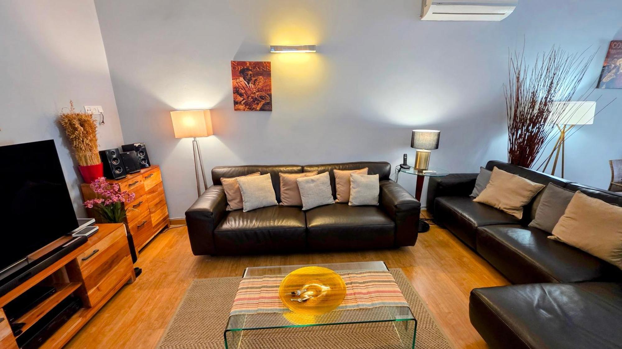 Luxury Central Apartment Барселона Экстерьер фото
