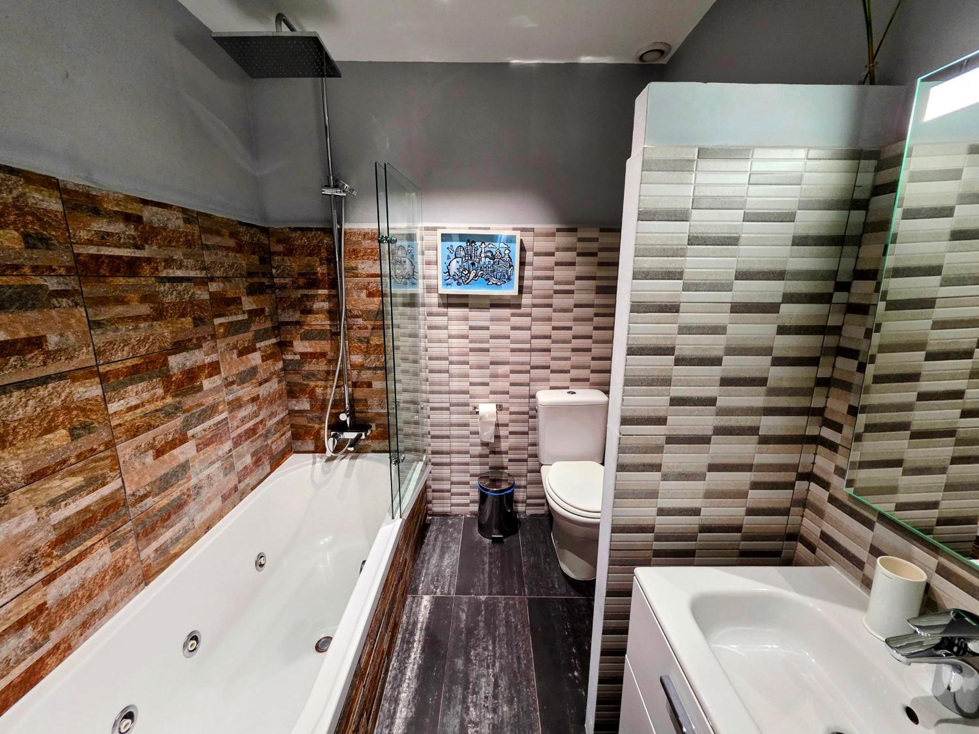 Luxury Central Apartment Барселона Экстерьер фото